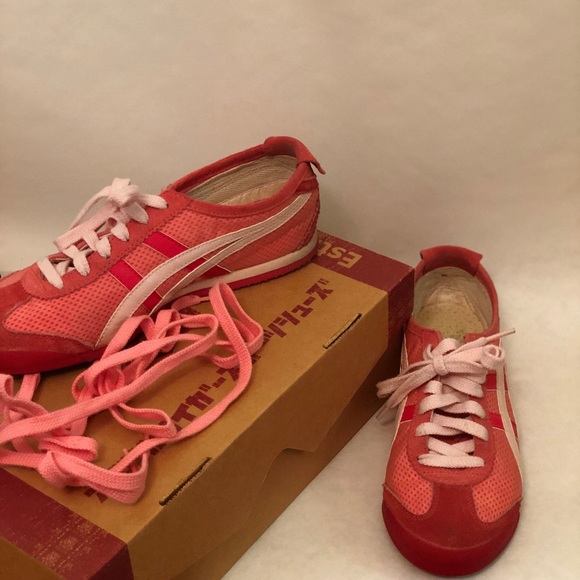 Asics Shoes - Salmon/ Rose Onitsuka Tiger-Mexico 66 sneakers Asics Shoes - Salmon/ Rose Onitsuka Tiger-Mexico 66 sneakers